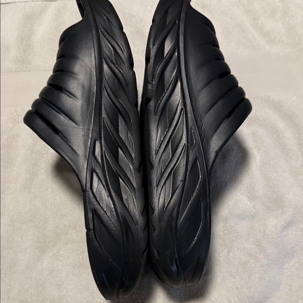 Hoka One One Black Slide Sandals - Picture 3 of 8